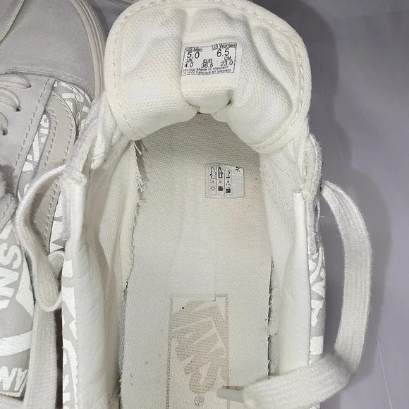LAST CHANCE! Vans Old Skool Reflective Logo Platform Sneakers Wm 6.5 - Picture 10 of 16